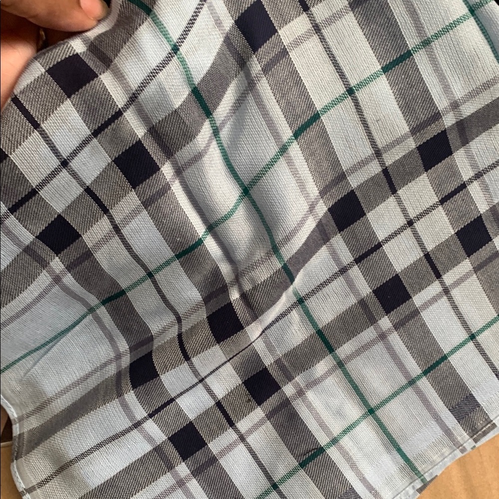 CK Calvin Klein Plaid Handkerchief! - Picture 5 of 8
